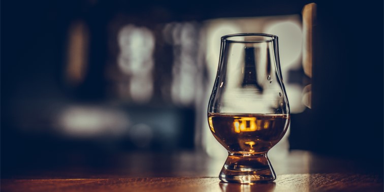 Riverside Whisky Answers: 10 Essential Questions for Every Aspiring Whisky Investor